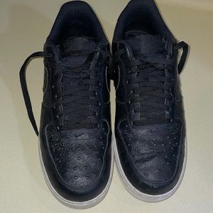 Nike Air Force 1  ‘07 Ostrich Black